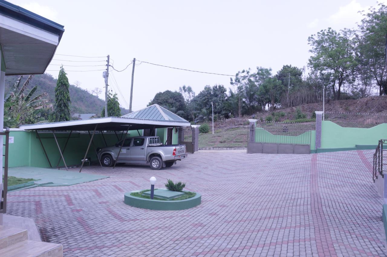 3A'S Guest House Akosombo Ngoại thất bức ảnh