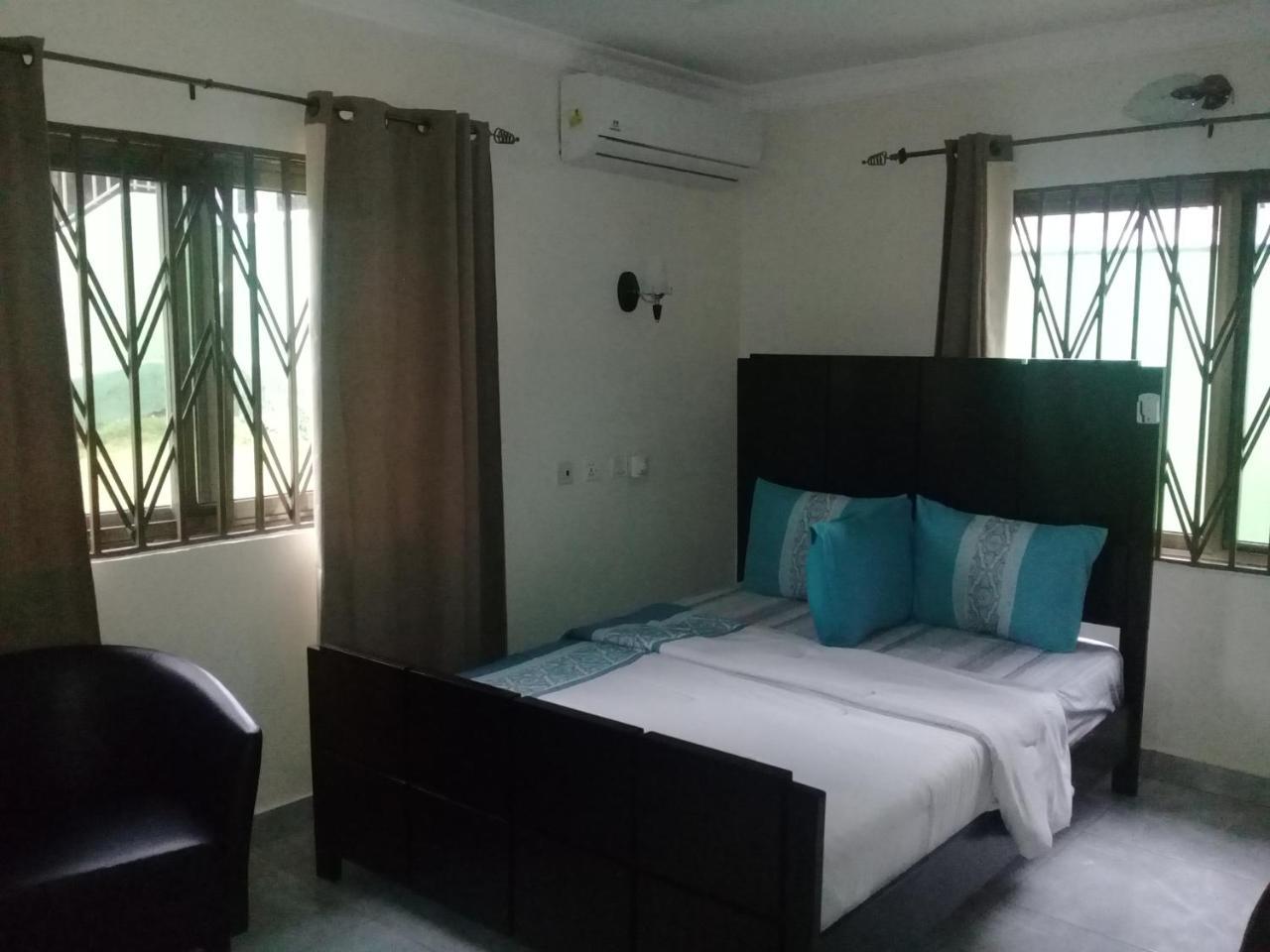 3A'S Guest House Akosombo Ngoại thất bức ảnh