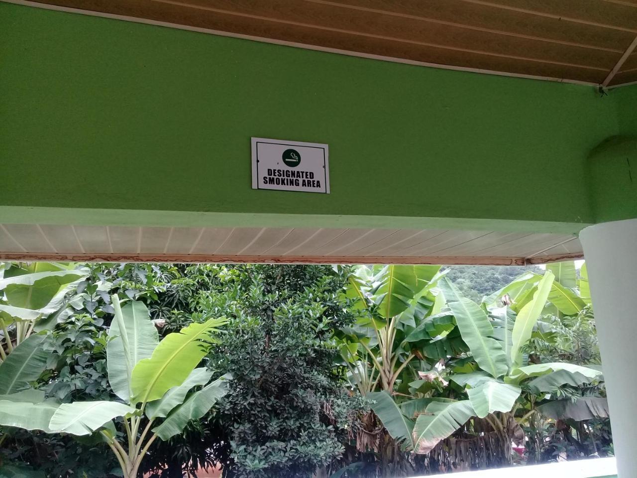 3A'S Guest House Akosombo Ngoại thất bức ảnh